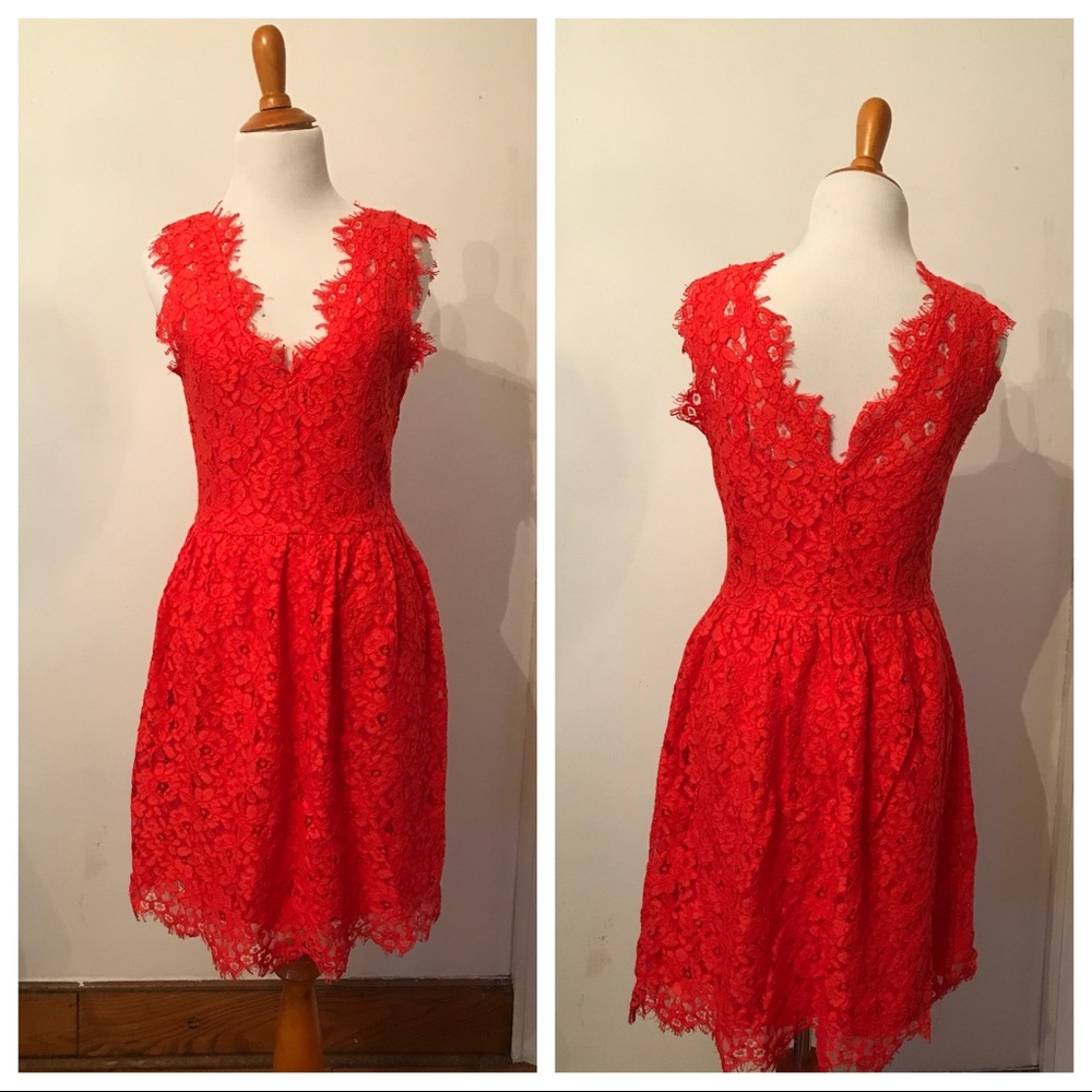 RED for Saks Fifth Avenue Lace Dress - size Small